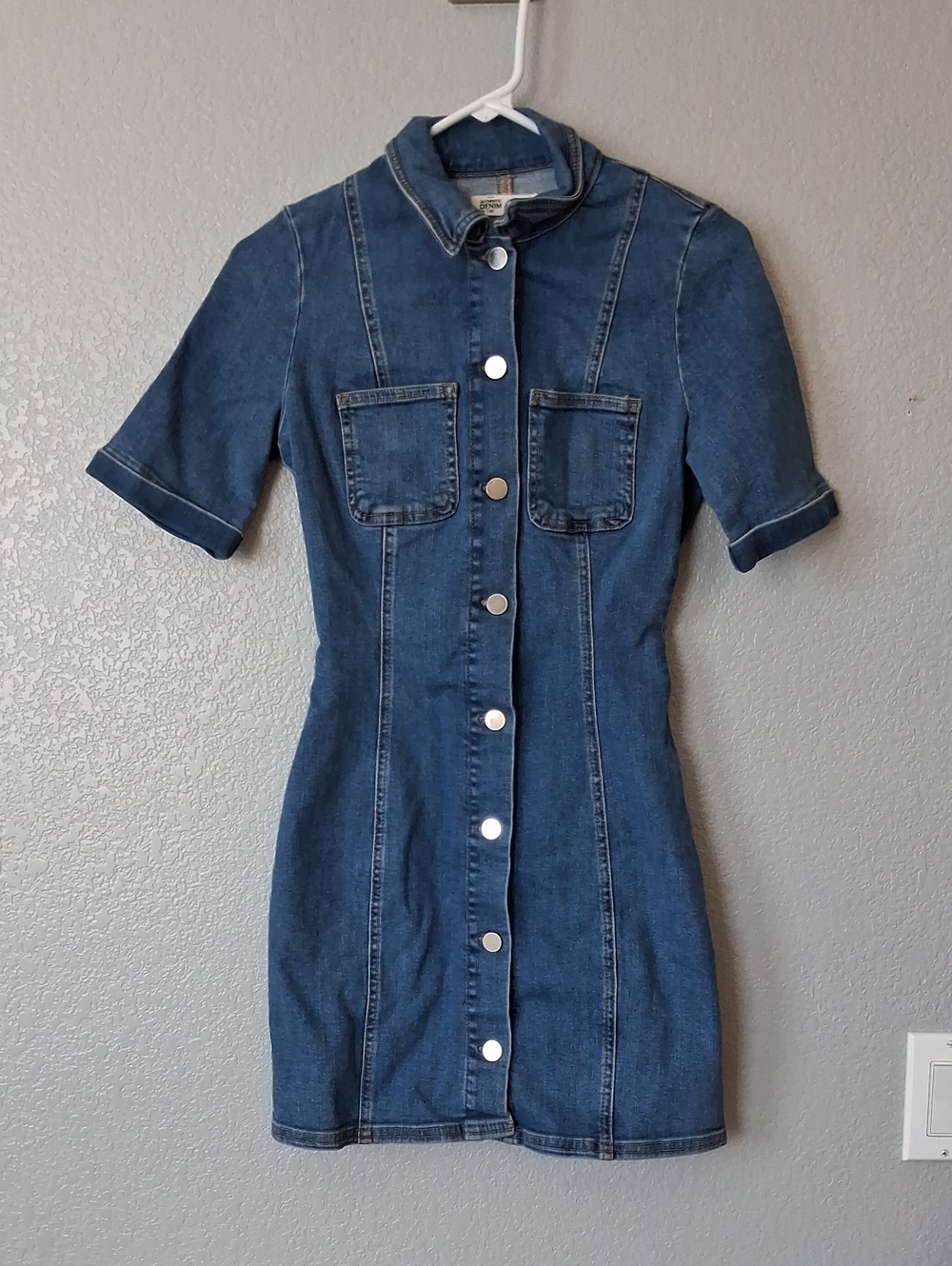 Zara Denim Button-Front Short Sleeve Dress - Blue